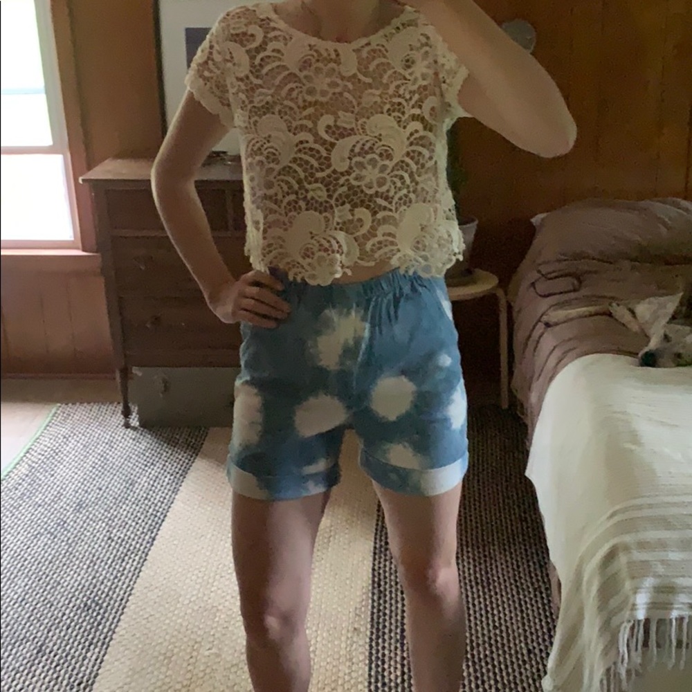 H&M cotton lace top